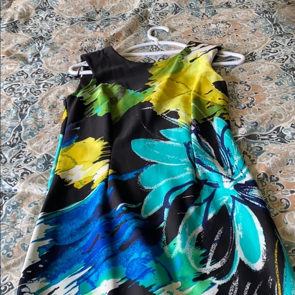 Dress - Picture 4 of 5